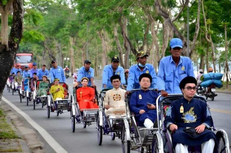 From Hue: Hue Evening Foodie Cyclo Tour. - Experience Highlights