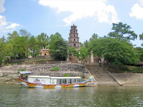 From Hue: Hue Imperial City Tour With Hai Van Pass or Tunnel - The Sum Up