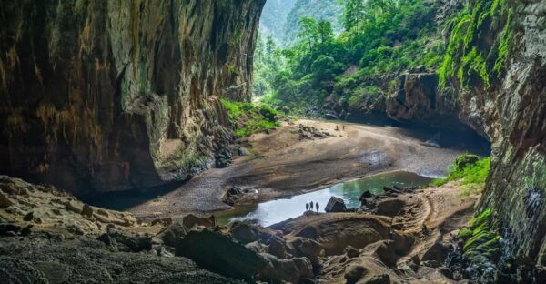 From Hue: Phong Nha Cave and Paradise Cave 2 Days Adventure - Booking Information