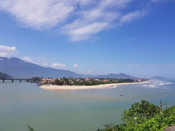 From Hue: Private Car Transfer to Hoi an With Scenic Stops - Recommendations for Travelers