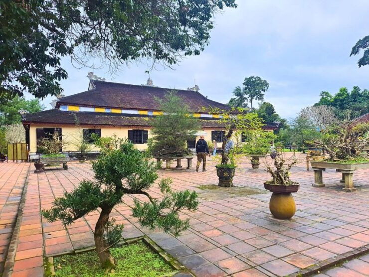 From Hue: Visit 3 Famous Pagodas of Hue & Tu Duc Tomb - Huyen Khong Son Thuong Pagoda Highlights