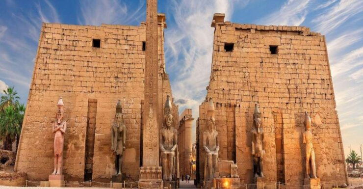 From Hurghada: 1-Night Luxor Tour, Hot Air Balloon, Transfer - Experience and Activities