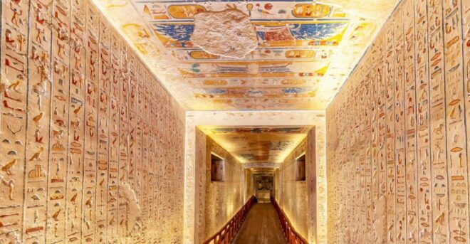 From Hurghada: Luxor Private Day Trip With Temple Tickets - Tour Itinerary