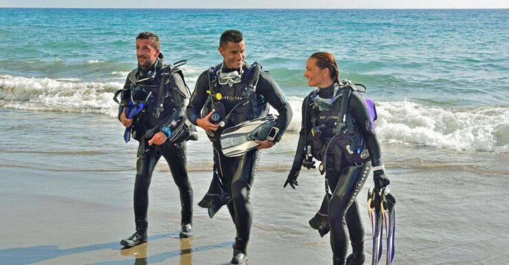 From Hurghada: Shore Diving With Hotel Transfers - Diving Experience