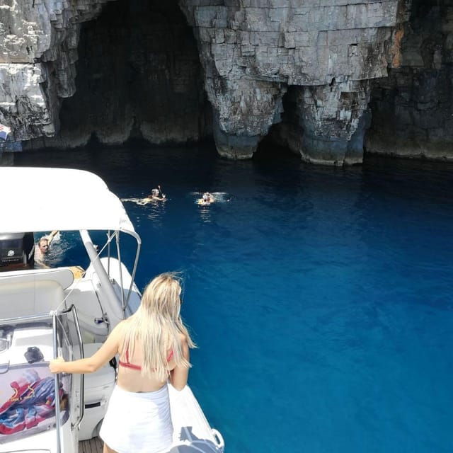 From Hvar: Island Hopping Extravaganza - Good To Know