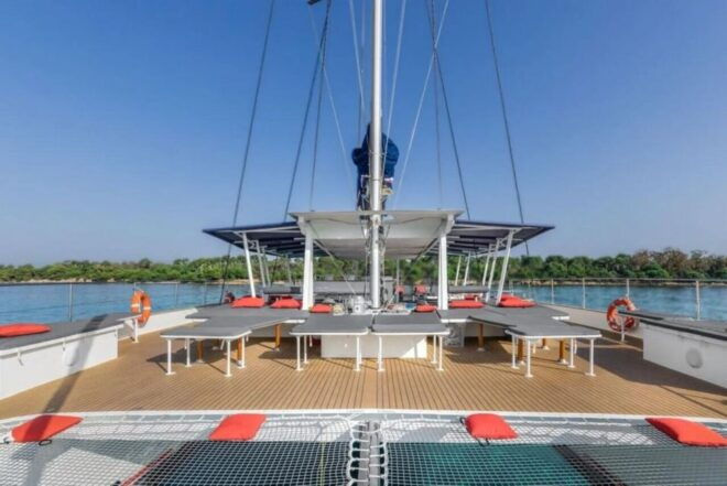 From Hyères: Sunset Catamaran Cruise to Giens Peninsula - Cruise Schedule