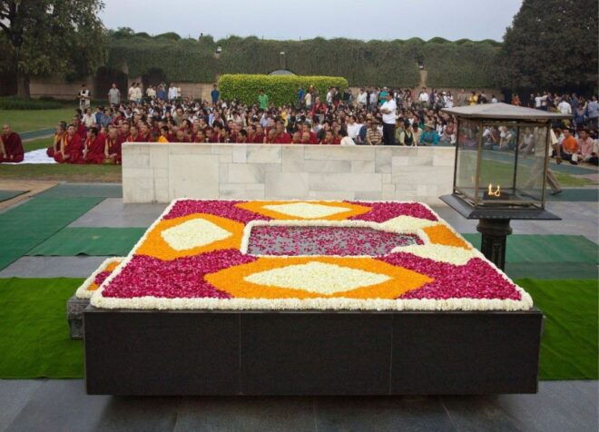 From IGI Airport : Old & New Delhi Layover Guided Tour - Key Attractions