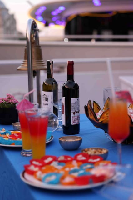 From Istanbul: Bosphorus Dinner Cruise Tavern & World Show - Language and Accessibility