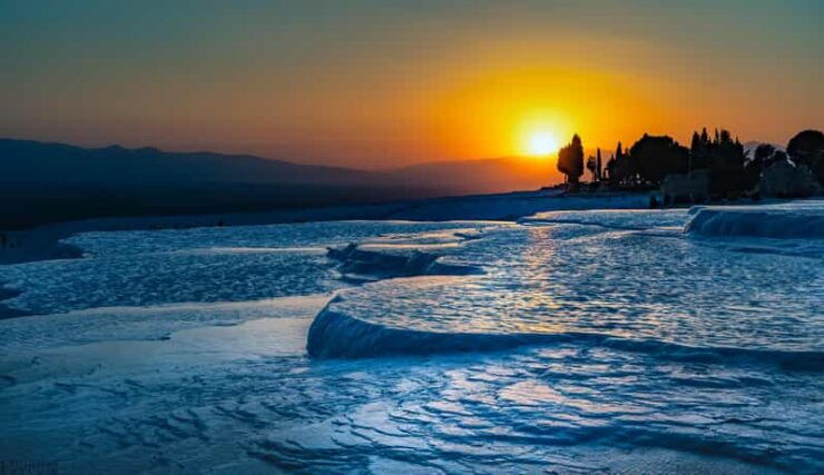 From Istanbul: Guided Pamukkale Tour With Flight and Lunch - Itinerary and Transportation