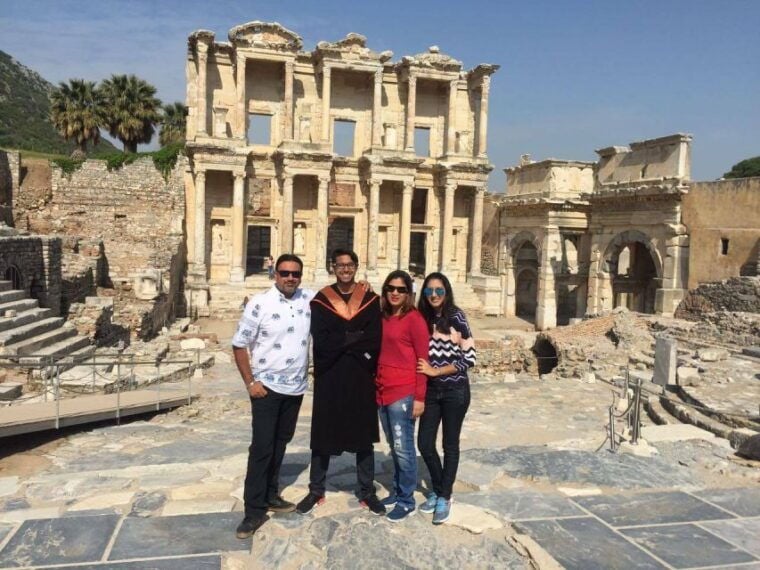 From Izmir: Ephesus, Artemis Temple Tour with Tickets/Lunch - Who Will Love This Tour?