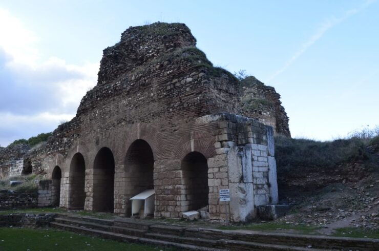 From Izmir/Kusadasi: Private Ancient Sardis Tour With Lunch - Booking Details and Logistics