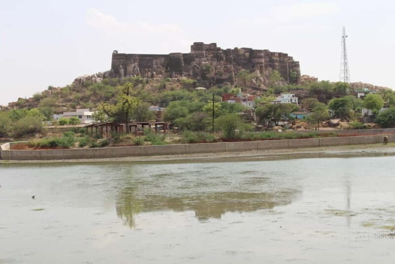 From Jaipur: Abhaneri Stepwell Private Tour - Good To Know  