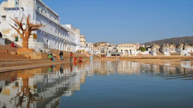 From Jaipur: Brahma Temple and Pushkar Lake Private Day Trip - Itinerary