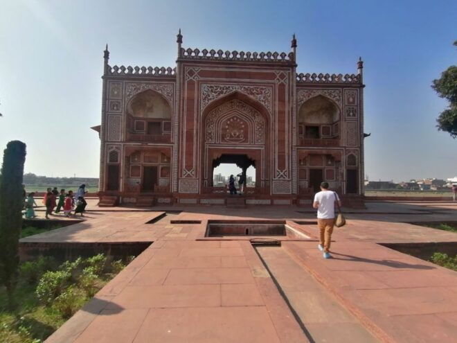 From Jaipur: Private Sunrise Tour of Taj Mahal & Agra Fort - Directions