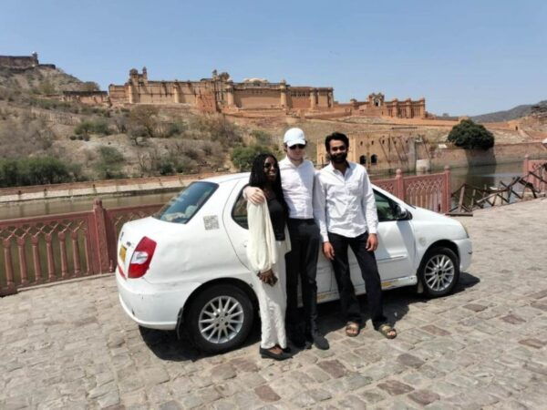 From Jaipur: Private Transfer From Jaipur To Delhi in AC Car - Frequently Asked Questions
