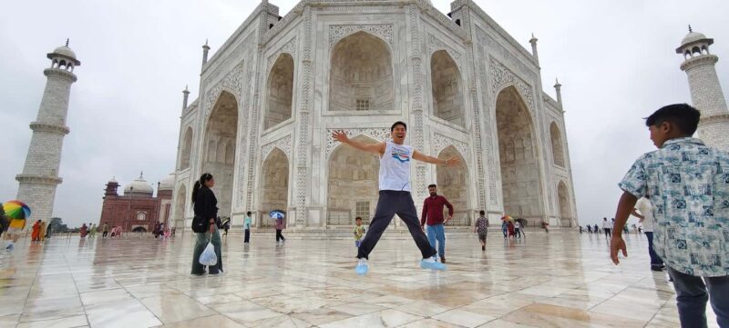 From Jaipur: Taj Mahal, Agra Fort & Baby Taj Private Tour - Exploring Agra Fort with an Expert Guide