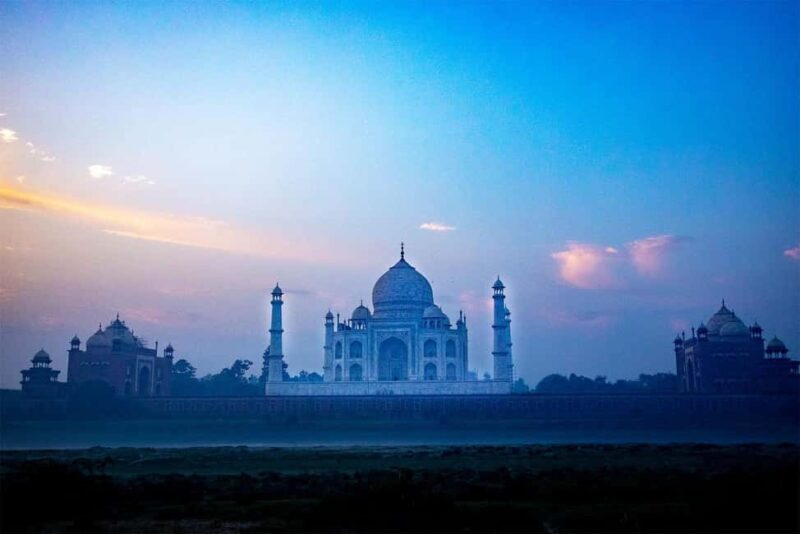 From Jaipur: Taj Sunrise Tour with Fatehpur Sikri & Abhaneri - Good To Know