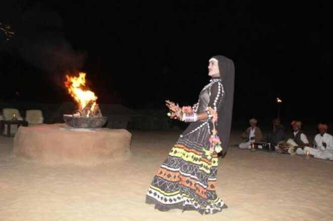 From Jaisalmer : Overnight Camping With Camel Safari - Tour Description and Itinerary
