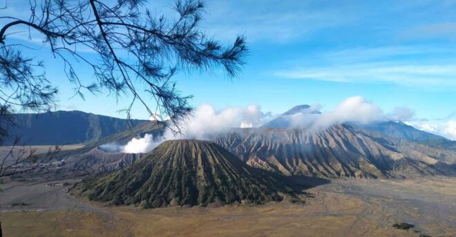 From Jakarta: Private 15-Day Guided Tour of Java and Bali - Itinerary Details