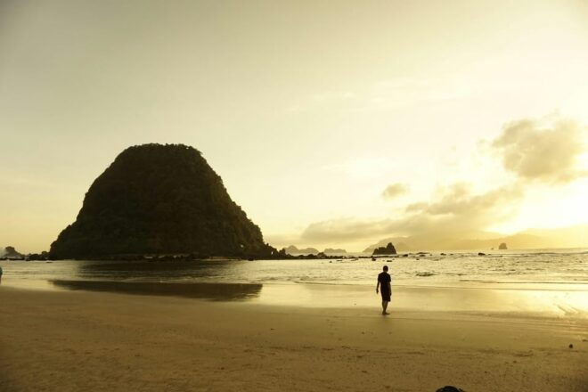From Jakarta to Bali 13 Day 12 Night Tour Hotel Include - Accommodation Details