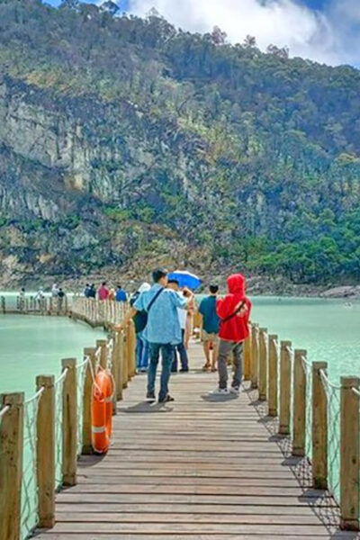 From Jakarta : White Crater, Pinisi Lake, Tea Plantation - Cultural Insights