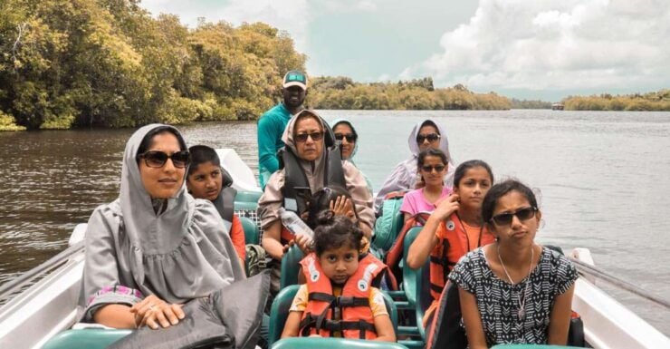 From Kalutara: Lunuganga Estate, Turtles and Madu River Tour - Tour Details
