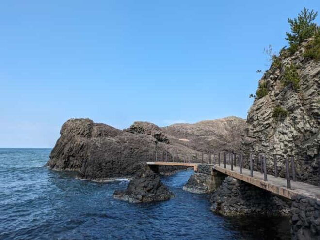 From Kanazawa: Fukuis Stunning Cliffs, Island, and Port - Scenic Attractions