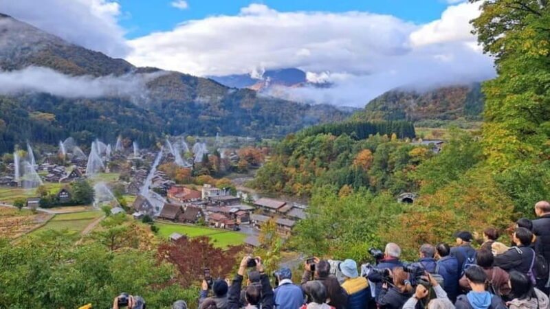 From Kanazawa/Takayama :Day Tour To Shirakawago & Takayama - Authentic Traveler Experiences