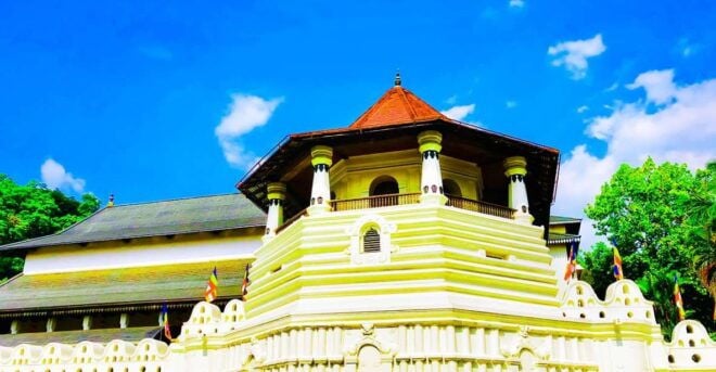 From Kandy: Evening Kandy City Tour by Tuk-Tuk - Full Description