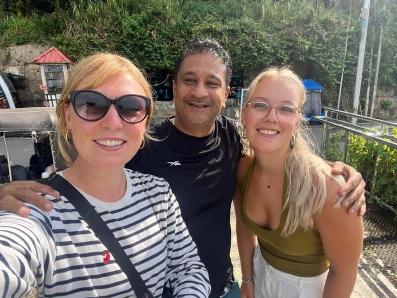 From Kandy : Pinnawala & Ambuluwawa Tower Tuk Tuk Tour - FAQs