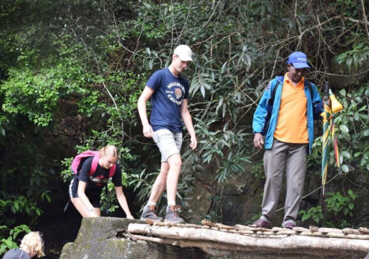 From Kandy: Private Guided Hike to Heeloya - Duration and Availability