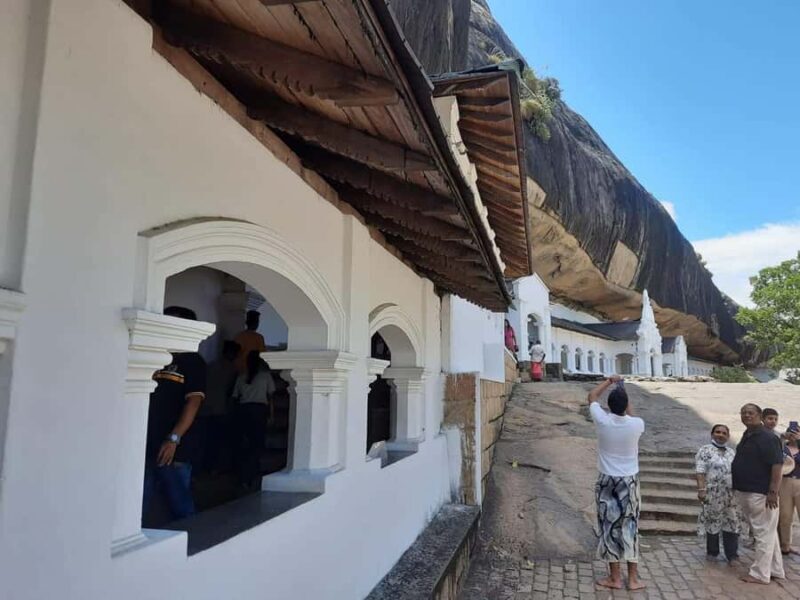 From Kandy: Sigiriya, Dambulla Guided Tour and Trinco Drop - FAQ