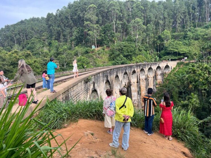 From Kandy Train, and Pool Club Day Tour With Pickup - Scenic Highlights and Locations