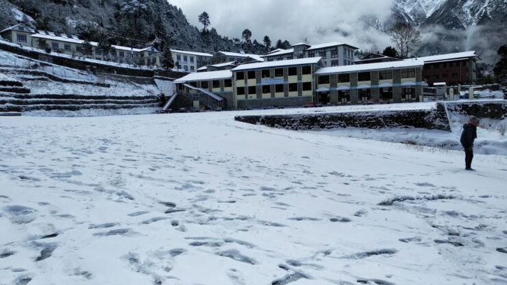 From Kathmandu: 12 Days Everest Base Camp Guided Trek - Trekking to Everest Base Camp