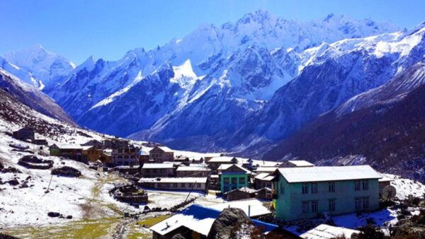 From Kathmandu: 14 Days Langtang & Gosainkunda Trek - Break Down