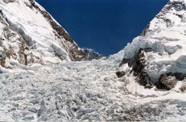 From Kathmandu: 19 Day Everest Base Camp and Kalapathar Trek - Safety and Health Precautions