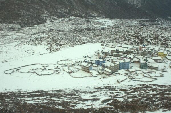 From Kathmandu: 8 Days Langtang Valley Trek - Break Down