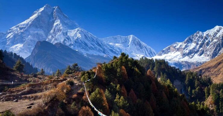 From Kathmandu : Budget 15 Days Manaslu Circuit Trek - Key Points