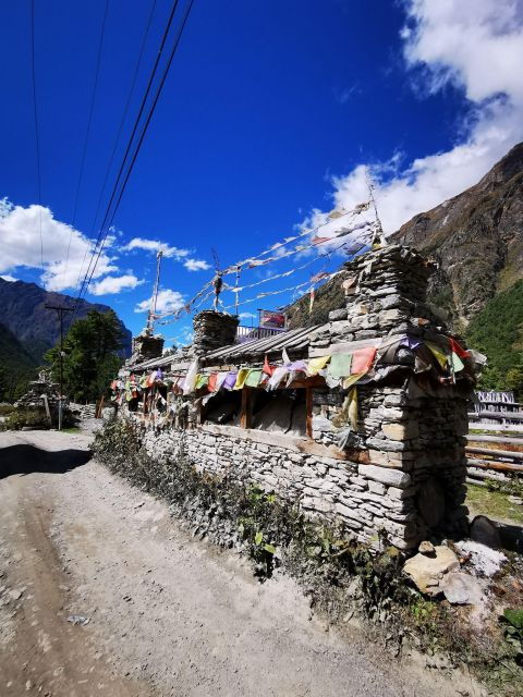 From Kathmandu: Budget 9 Day Annapurna Circuit Trek - Trek Experience