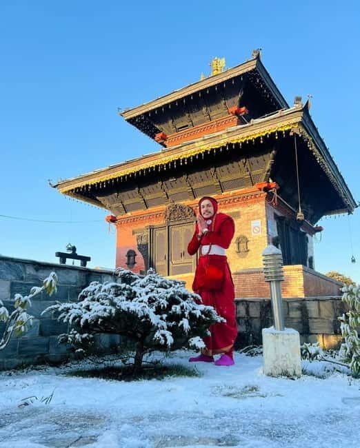 From Kathmandu: Chandragiri Hills and Bhaleshwor Temple Tour - Exploring the Hilltop Complex