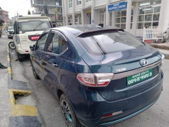 From Kathmandu: Luxury Private Car Transfer to Pokhara - Scenic Journey Experience