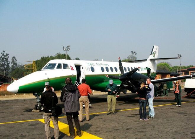 From Kathmandu: Mount Everest Sightseeing Flight - Flight Experience