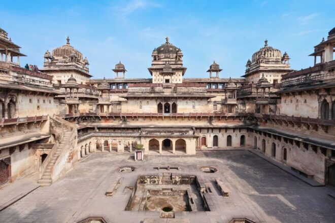 From Khajuraho: Orccha Fortress Guided Day Trip - Additional Information