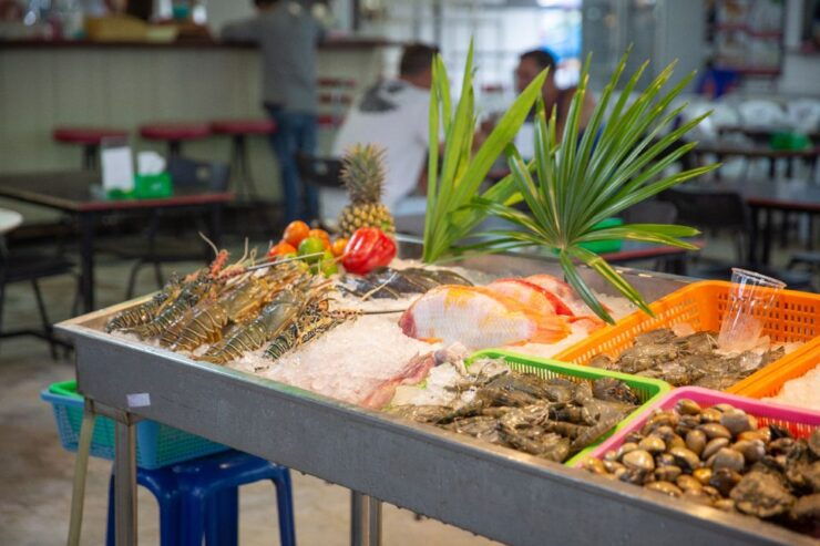 From Khao Lak: Phuket Big Buddha & Weekend Market (Naka) - Activity Details
