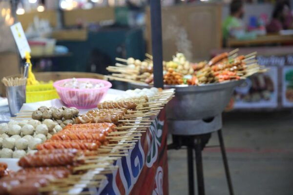 From Khao Lak: Phuket Big Buddha & Weekend Market (Naka) - Common Questions