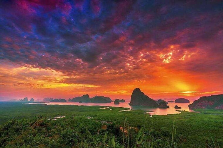 From Khao Lak: Premium James Bond Sunset and Canoe Adventure - Boat Amenities and Features