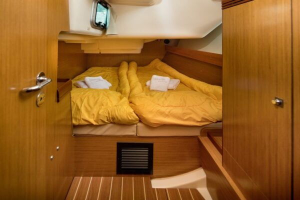 From Kissamos: Balos Gramvousa Sailing Cruise With Lunch - How to Book