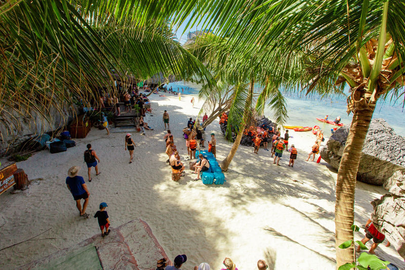 From Ko Pha Ngan: Angthong Marine Park Speedboat Adventure - Who is likely to enjoy this outing?