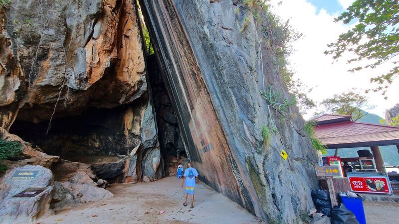 From Koh Yao Yai/Noi: Private Longtail to James Bond & Koh Panyi - Koh Panak cave: memorable, but not for everyone
