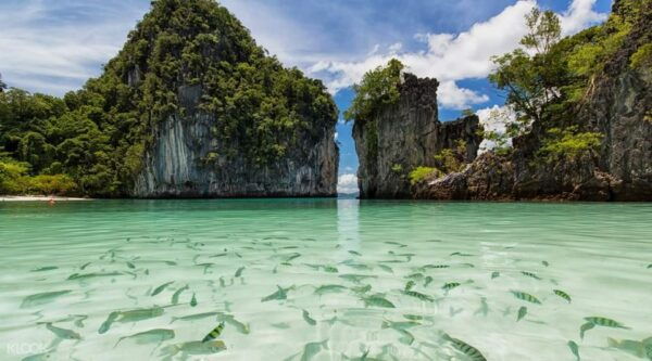 From Krabi: Hong Islands Day Trip by Speedboat With Lunch - Break Down
